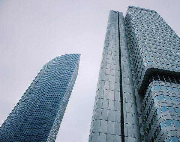 Startup Finance: Beyond Ramen, Building Future Value