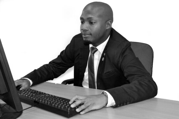 Decoding Digital Dough: Uncommon Online Business Tips