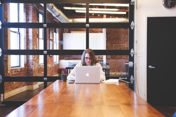 Beyond Hustle: Online Business Tips That Scale