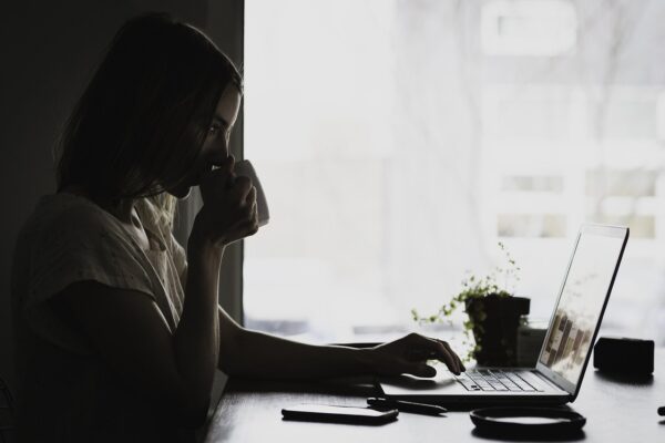 Launch, Write, Thrive: Building Your Blog Empire